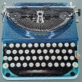 750 Vintage Typewriter1.jpg